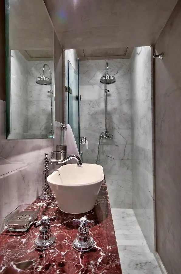 10 Strait Street Apartments Valletta
