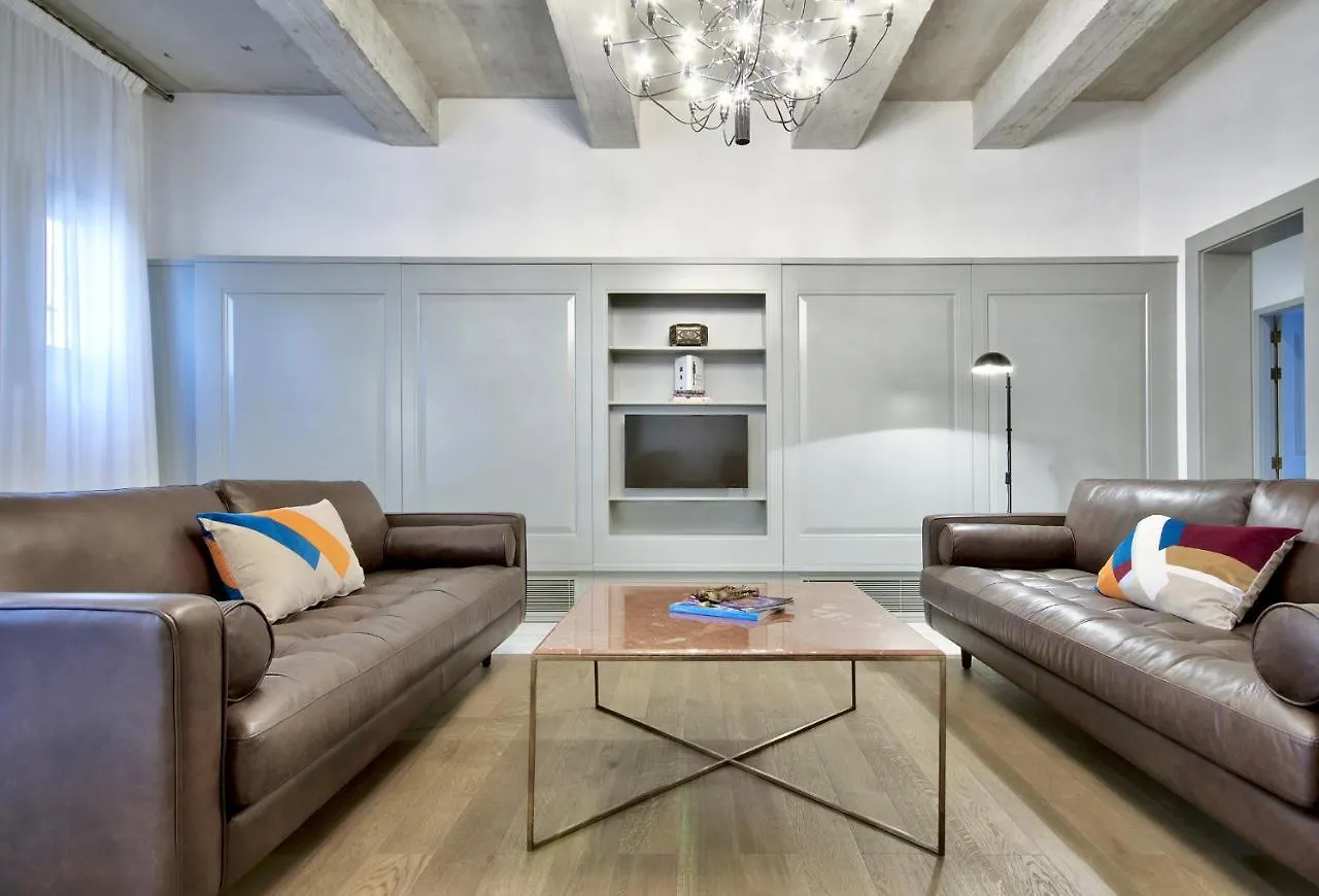 10 Strait Street Apartments Valletta