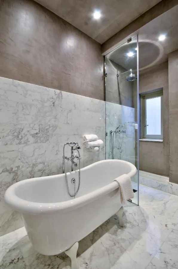 10 Strait Street Apartments Valletta